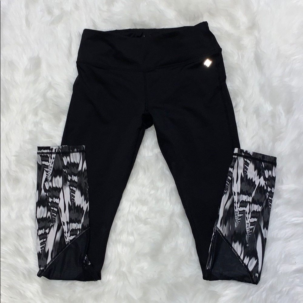 Nicole Miller workout leggings